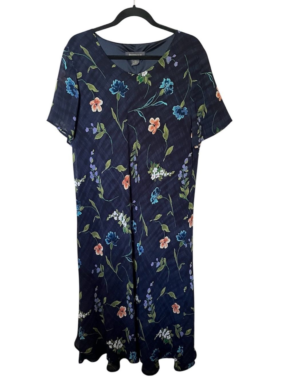 Lane Bryant Design & Co Blue Floral ShortSleeved Lined Midi Dress Size 18/20